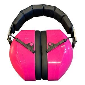 New Winchester Ear Protection Passive Noise Reducing 26 Decibels Pink and Black